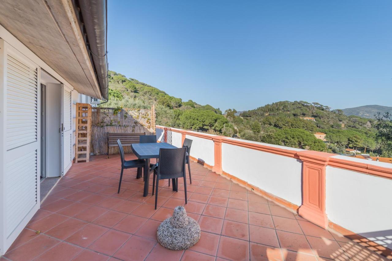 La Palazzina Nel Verde - Goelba Casa Alzi ภายนอก รูปภาพ