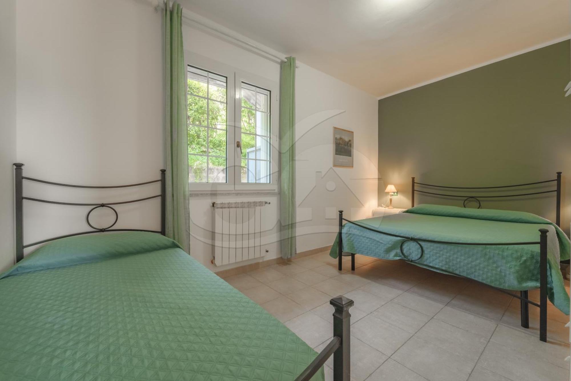 La Palazzina Nel Verde - Goelba Casa Alzi ภายนอก รูปภาพ